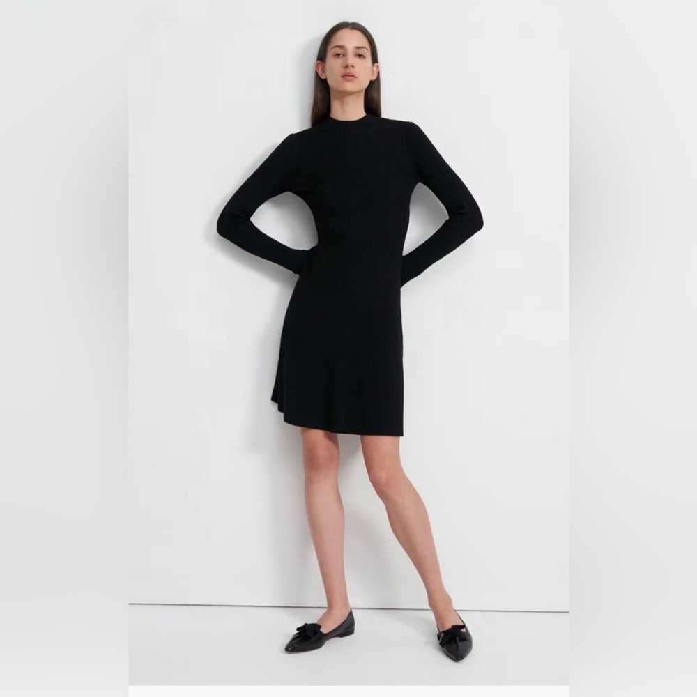 Theory Moving Rib Black Long Sleeve Dress Merino Wool Blend Medium Size